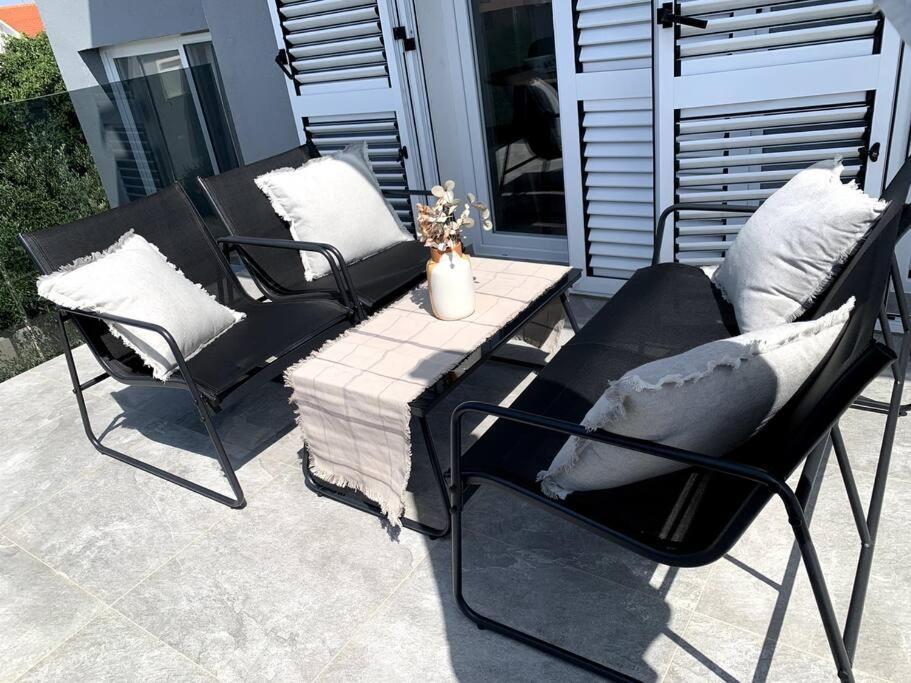 Deluxe Suites Anna Vodice Exterior foto